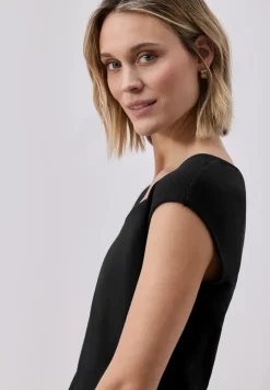 Ärmelloses Shirt mit Diamantausschnitt