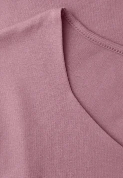 Ärmelloses Shirt mit Diamantausschnitt