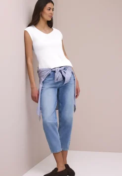 Ärmelloses Shirt mit Diamantausschnitt