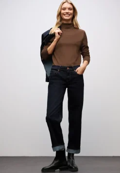 Rollkragenpullover