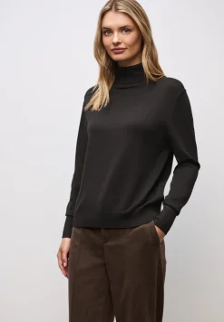 Rollkragenpullover