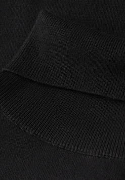 Rollkragenpullover
