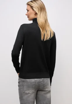 Rollkragenpullover