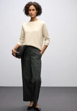 Rundhals Pullover
