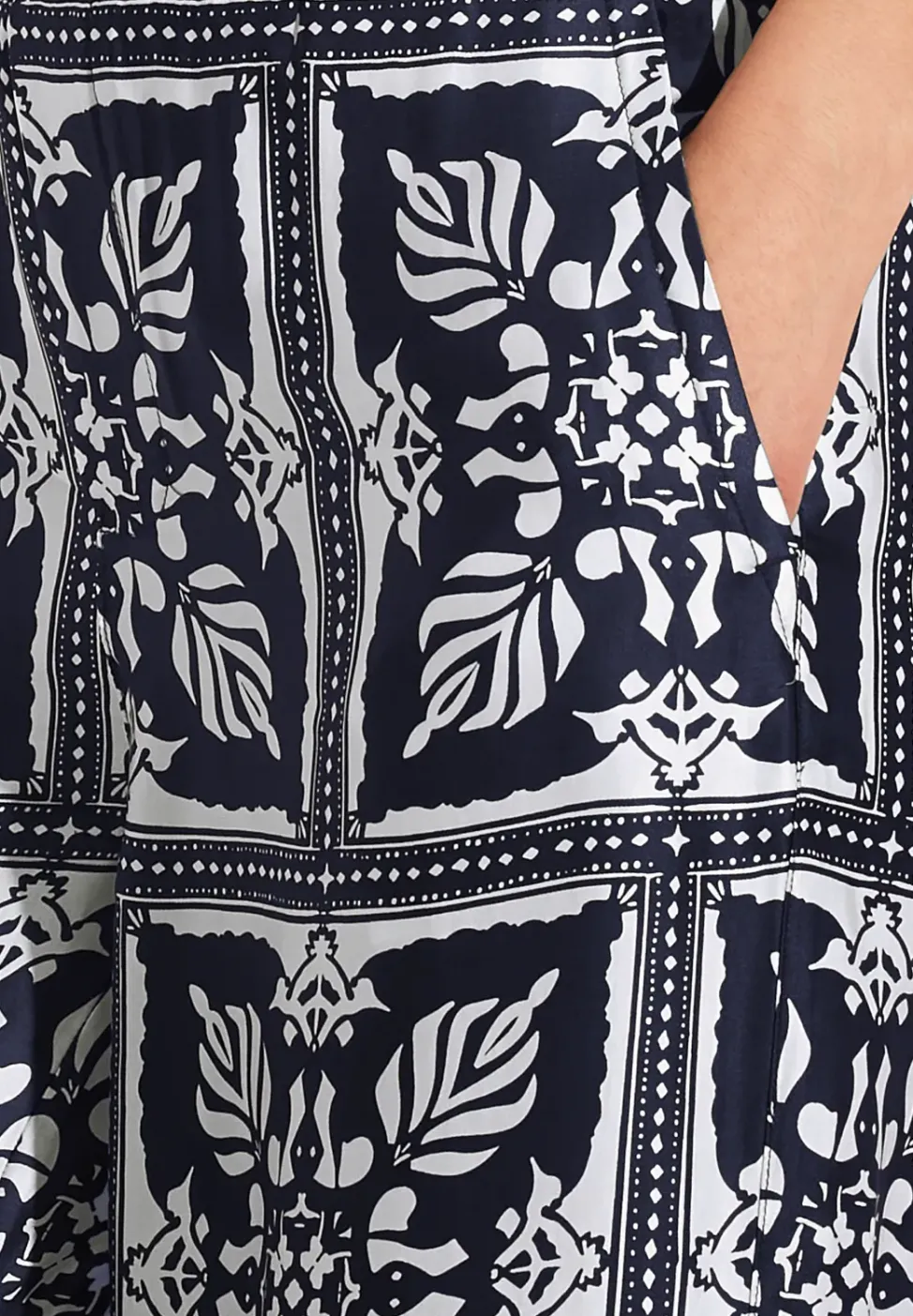 Satin Print Hose