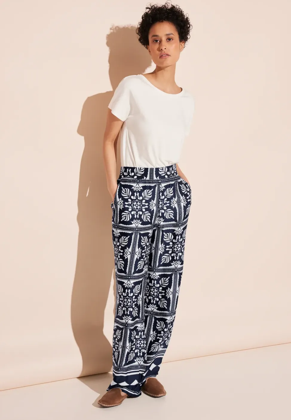 Satin Print Hose