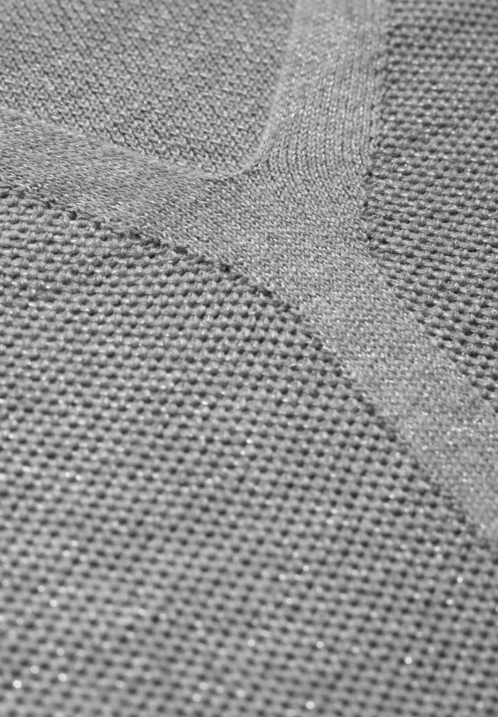 Schimmernder Pullover
