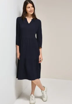 Seersucker-Kleid mit Volants