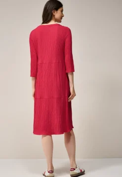 Seersucker-Kleid mit Volants