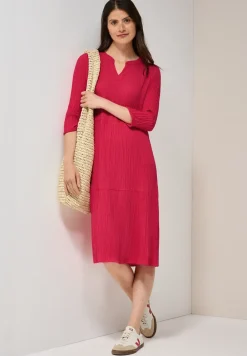 Seersucker-Kleid mit Volants