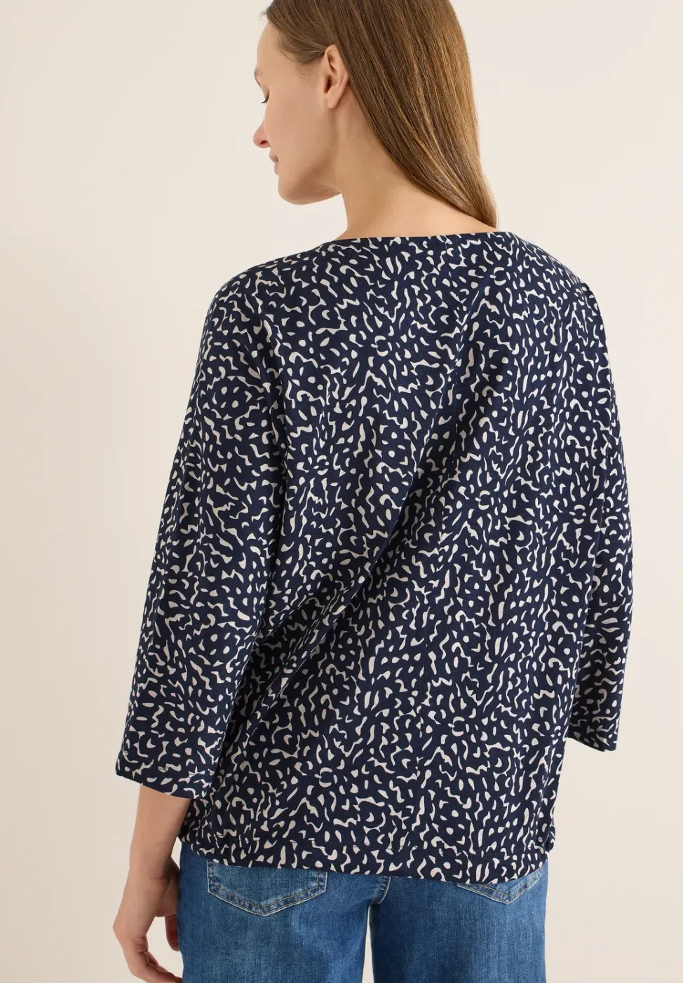 Shirt mit Minimal Print