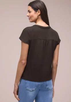 Shirt mit Split Neck im Strick-Look