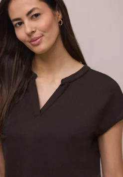 Shirt mit Split Neck im Strick-Look