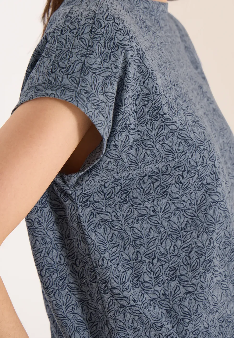 Shirt im Ausbrenner-Look mit Boatneck