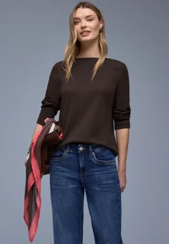 Shirt in Rippstruktur