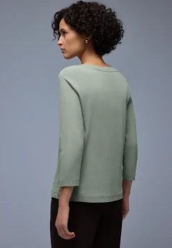 Shirt in Rippstruktur