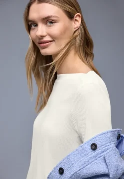 Shirt in Rippstruktur