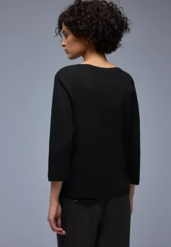 Shirt in Rippstruktur