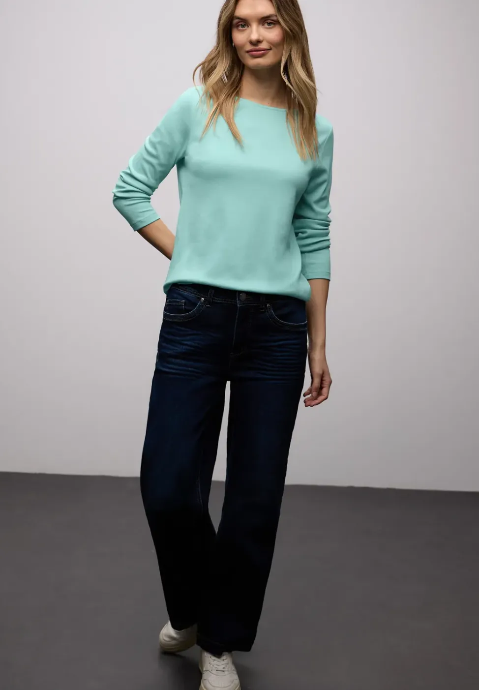 Shirt in Unifarbe