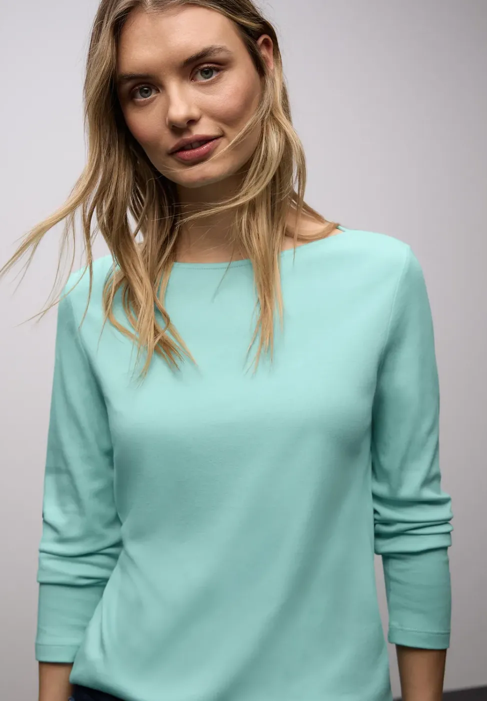 Shirt in Unifarbe