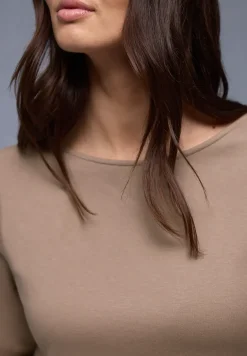 Shirt in Unifarbe