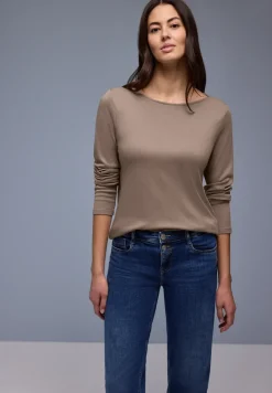 Shirt in Unifarbe