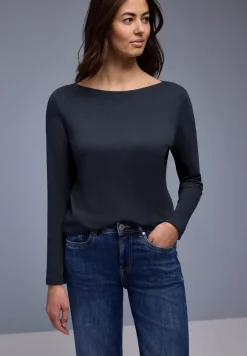 Shirt in Unifarbe