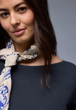 Shirt in Unifarbe