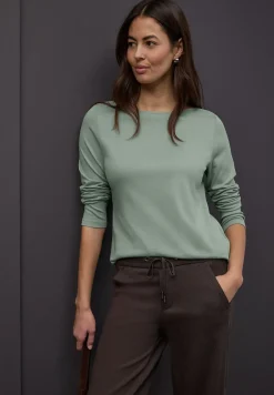 Shirt in Unifarbe