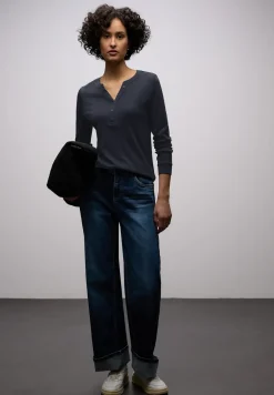 Shirt in Unifarbe