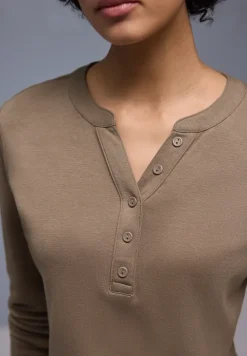 Shirt in Unifarbe