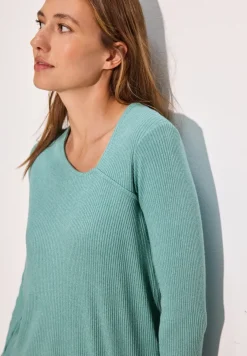 Shirt mit Ausschnitt-Detail