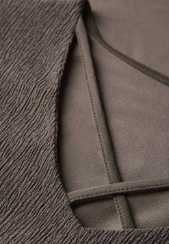 Shirt mit Bändern