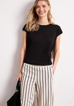 Shirt mit Boatneck und Deko-Detail