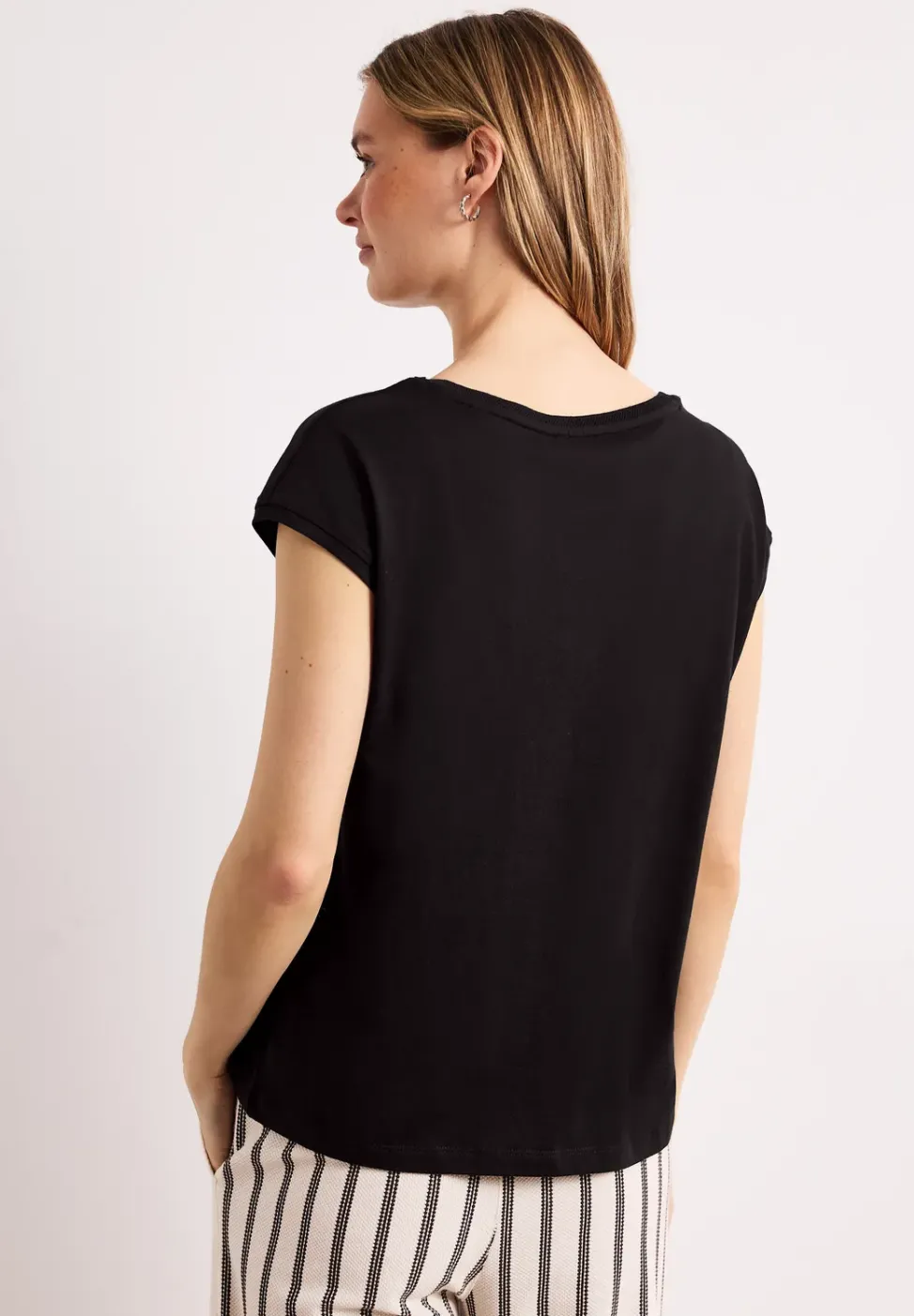 Shirt mit Boatneck und Deko-Detail