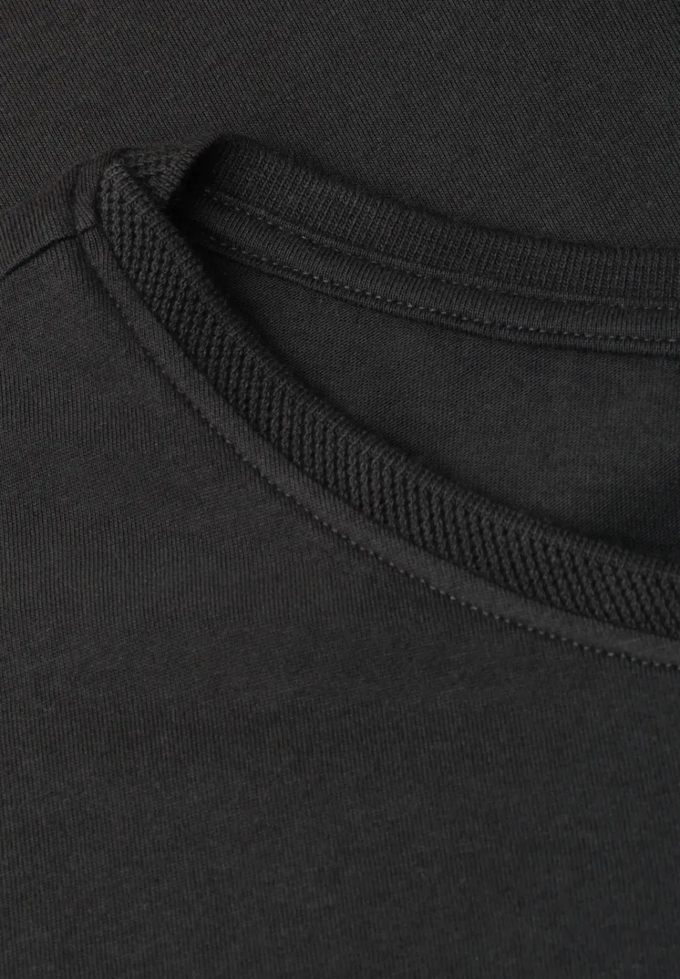 Shirt mit Boatneck und Deko-Detail