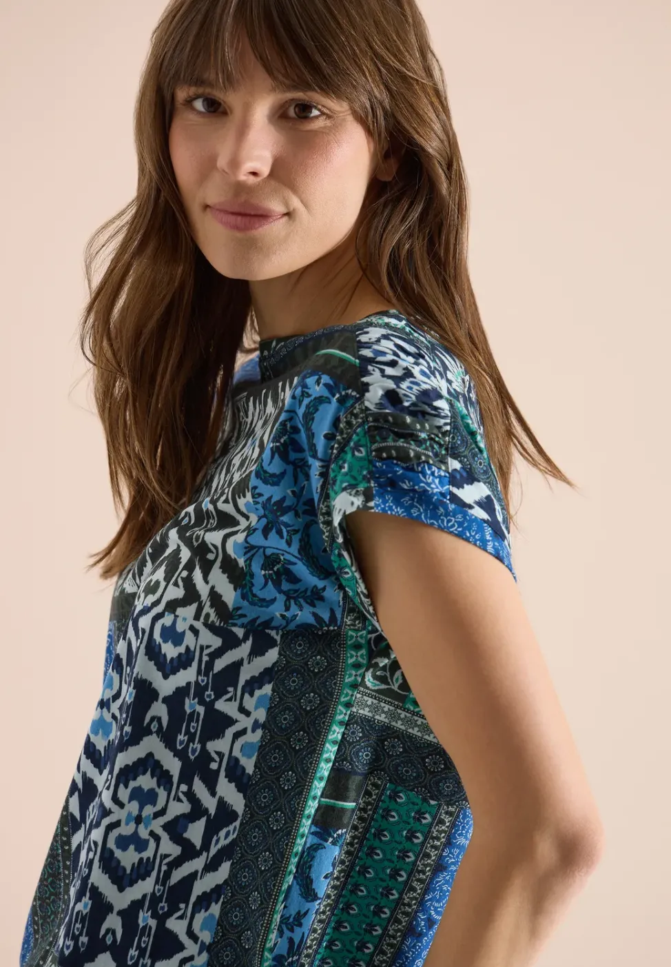 Shirt mit Boat Neck und Patchwork-Print