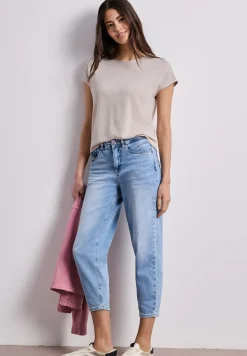 Shirt mit Boatneck und Schulterdetail