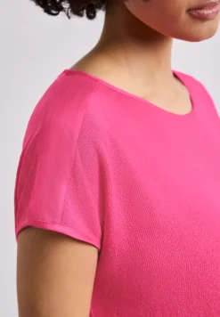 Shirt mit Boatneck und Schulterdetail
