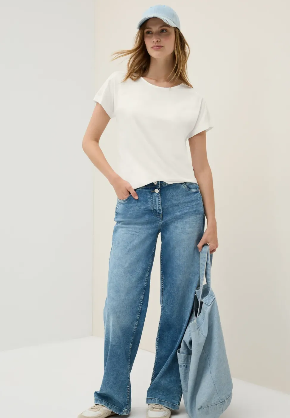 Shirt mit Burn-Out-Details