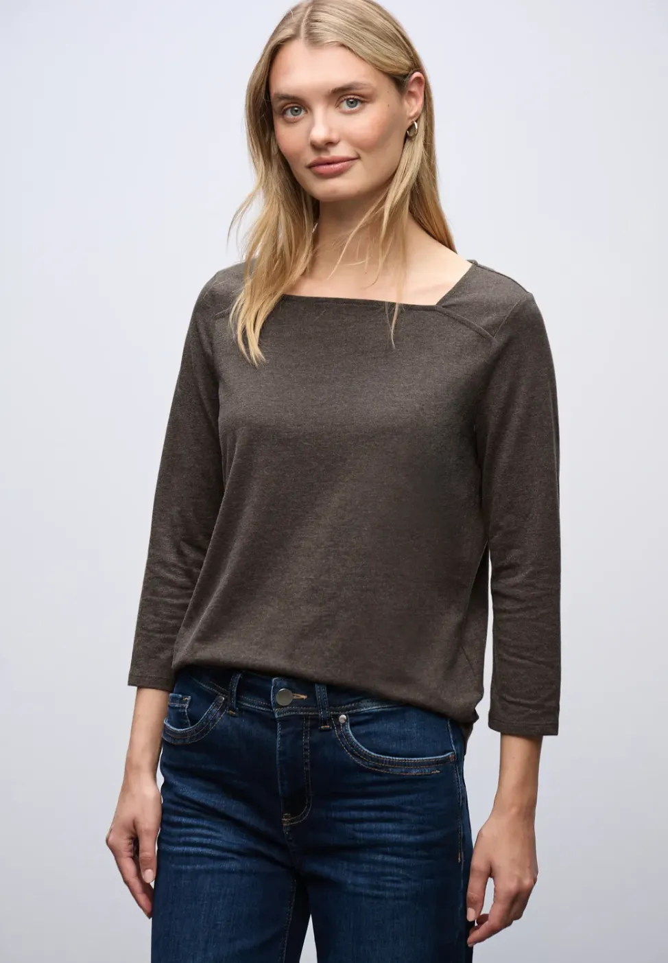 Shirt mit Carré Ausschnitt