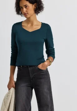 Shirt mit Carrée Ausschnitt