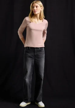 Shirt mit Carrée Ausschnitt