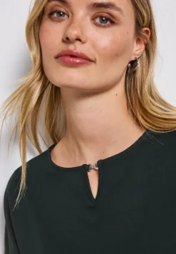 Shirt mit Cut-Out
