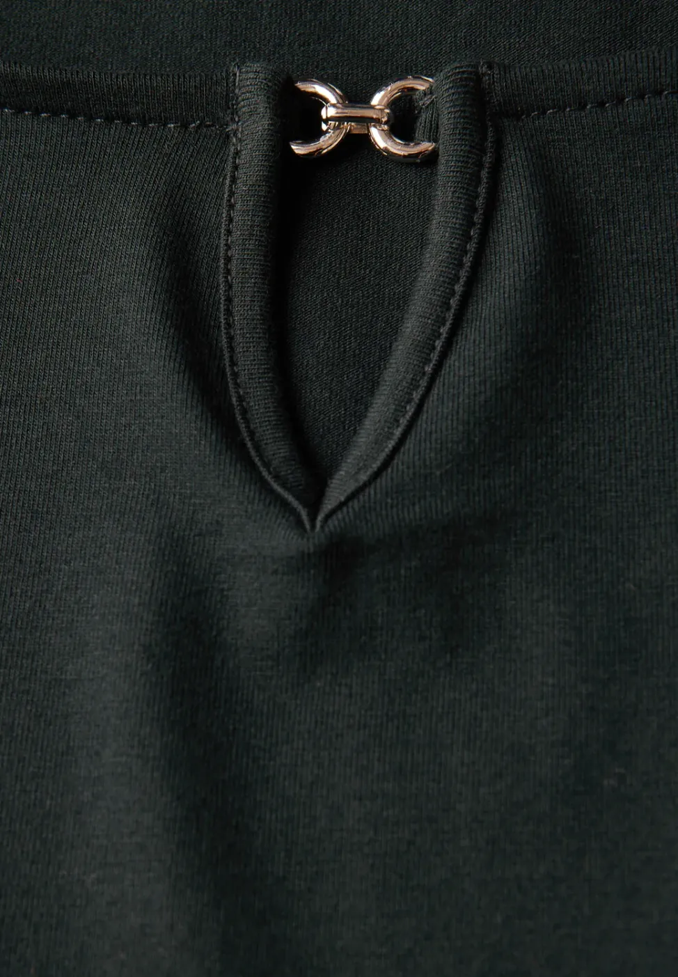 Shirt mit Cut-Out