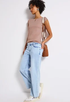 Shirt mit Cut-Out