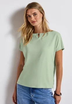 Shirt mit Cut-Out
