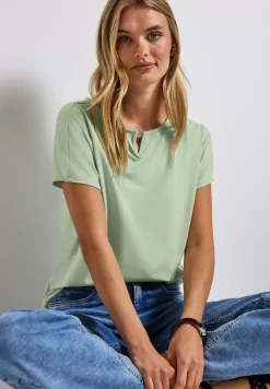 Shirt mit Cut-Out