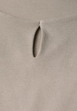 Shirt mit Cut-Out