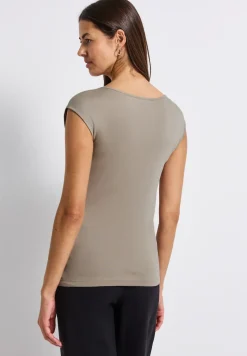 Shirt mit Cut-Out